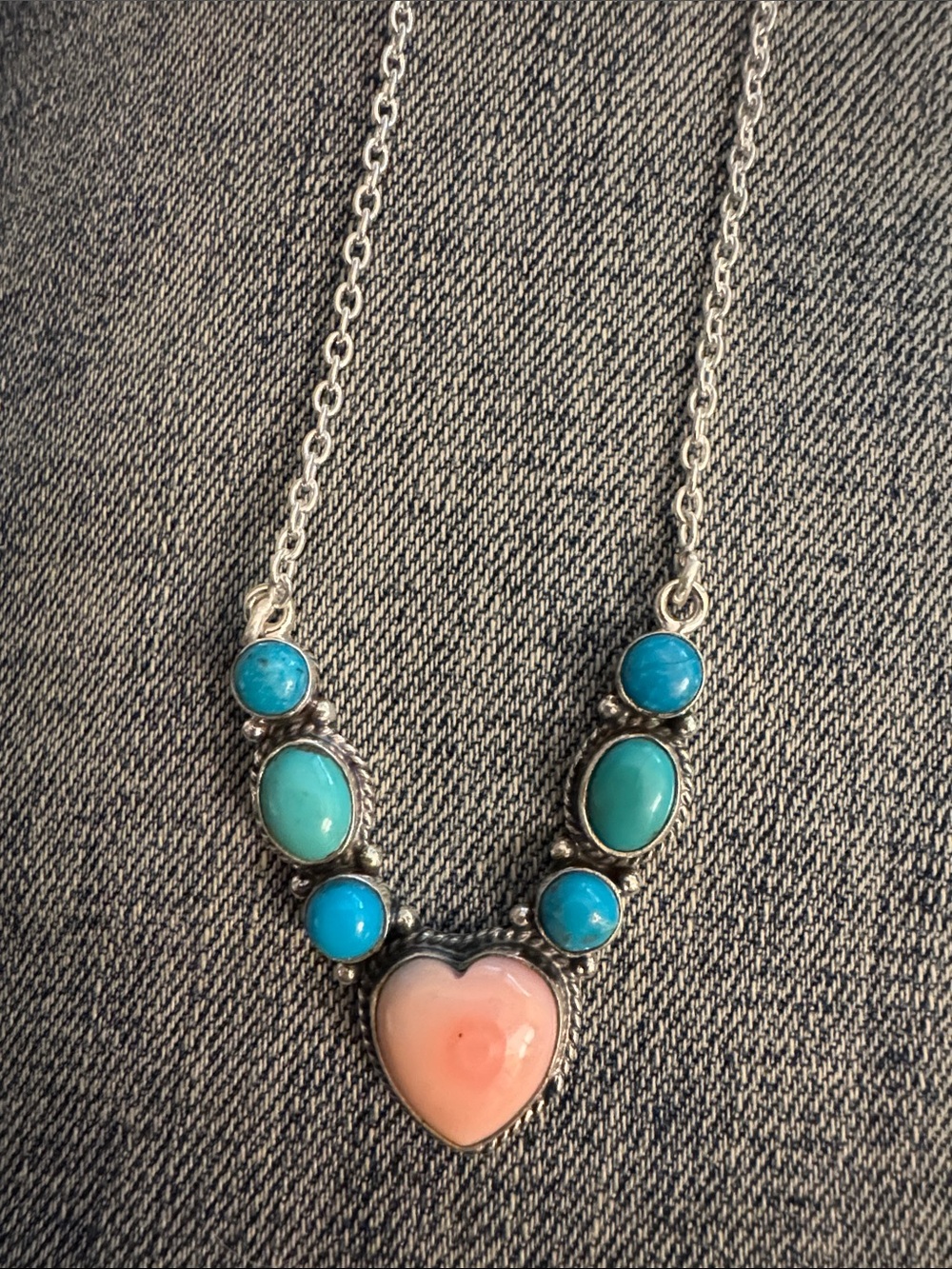 Sterling Silver kingman Turquoise & Pink conch Heart Pendant Necklace